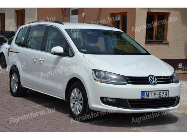 Na prodej Volkswagen Sharan 2.0 pro 7 cestujících, výborný stav