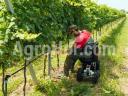 Vineyard pruning cart with hands-free steering system - Rocky One Freehands