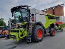 Claas Lexion 6800 combine harvester