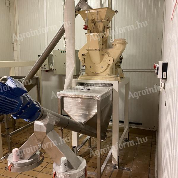 Sugar grinding machine