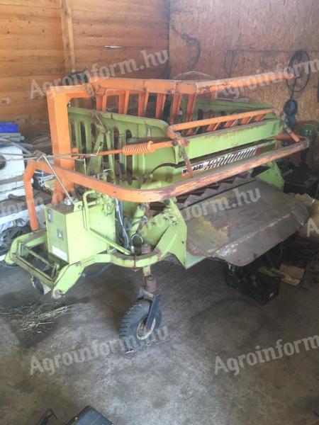 Wolagri T15 bale slicer, bale breaker