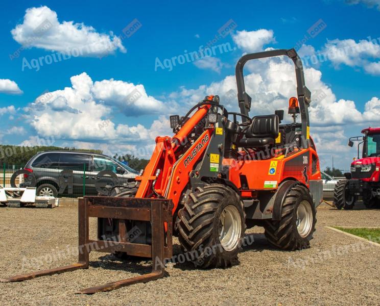 Încărcător frontal articulat Mustang (stare folosită) / Mustang AL306