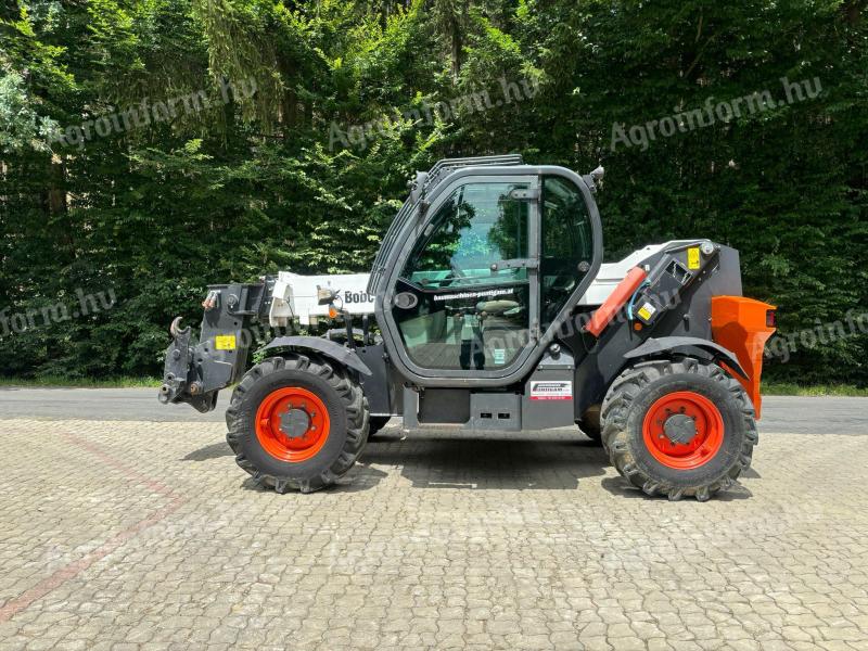 Stivuitor telescopic Bobcat T35.105 L de vânzare cu înălțime de ridicare de 10,3 m