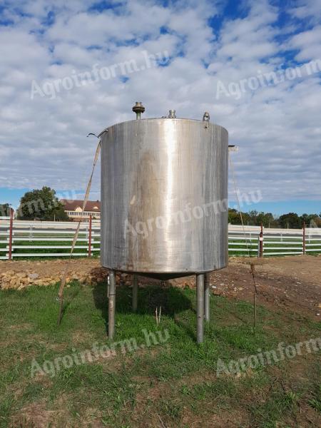 7000 litres standing inox tank