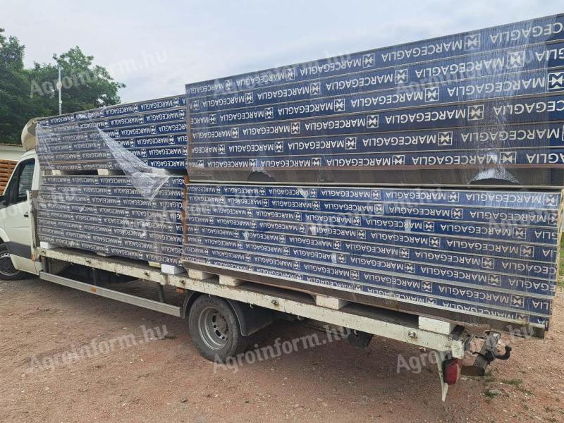 Sandwich panel roof 3000 mm long