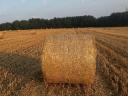 Straw bale