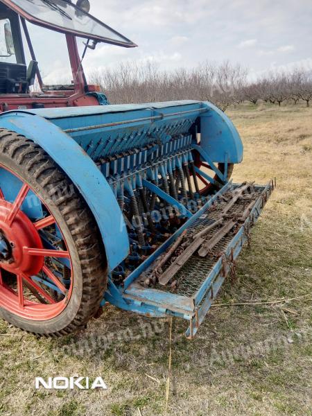 Grain planter