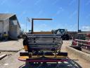 Hydraulic bale extractor with 180° manual loading / EM-BALEROLLER-SPREADER-HYDR