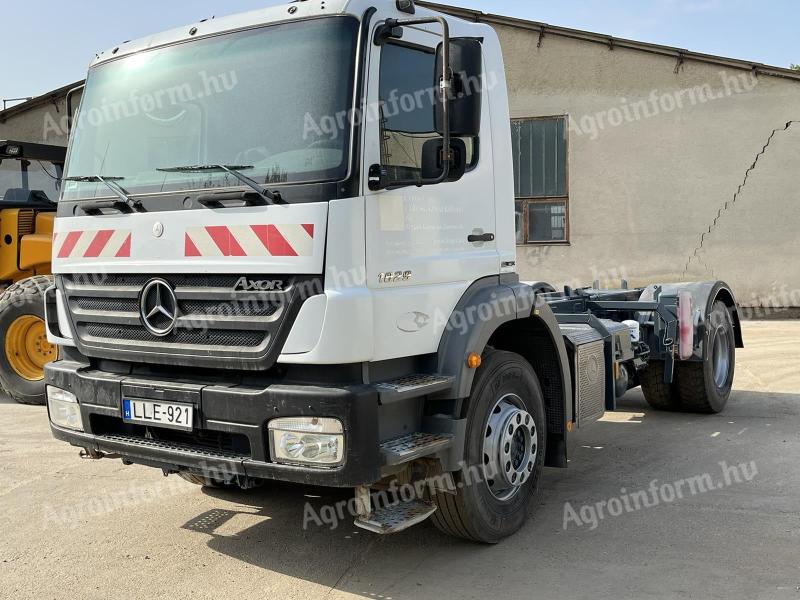 MERCEDES-BENZ AXOR 1829L - 4X2 - PRODAJEM KAO ŠASIJU ILI SA KIPEROM