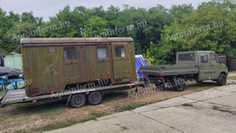 Csepel 344 isolierter Schuppen mit Aluminiumofen, Wohnmobilaufbau, Container, Militär, Landesverteidigung