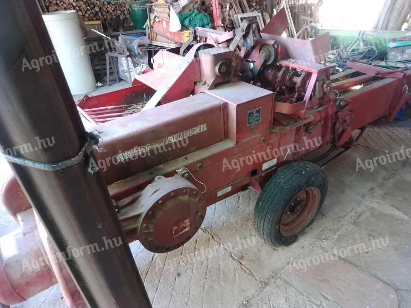 Prasa kostkująca Massey Ferguson 15-8