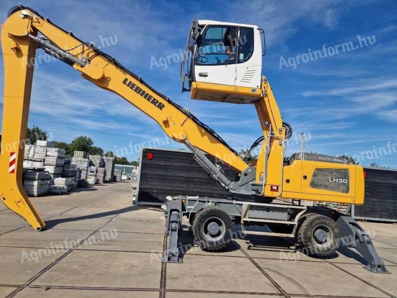 Liebherr LH30M transloader / 2019 / 7600 operating hours / Leasing from 20%