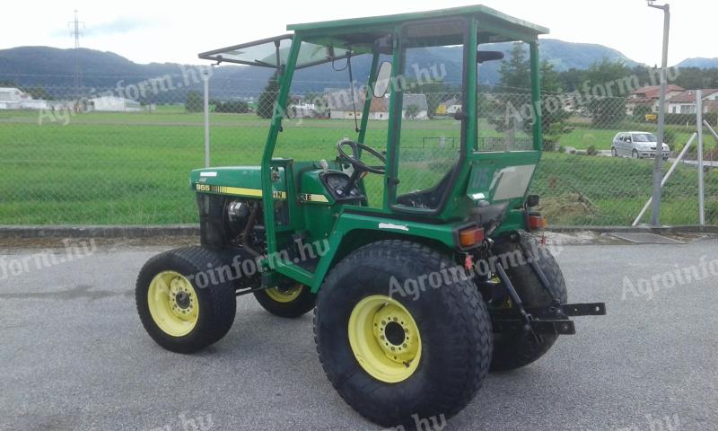 TRAKTOR JOHN DEERE 955