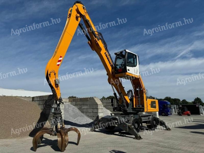 Liebherr LH30M transporter / 2021 / 5200 delovnih ur / zakup od 20%