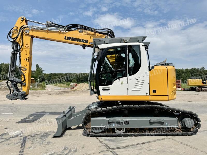 Liebherr R914 Compact / 2020 / 2000 Stunden / Leasing ab 20 %