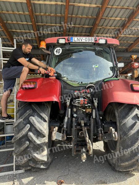 Čiščenje, poliranje in priprava kmetijskih strojev za prodajo