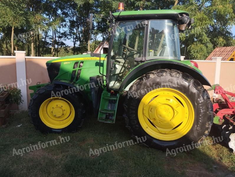 John Deere 6110 MC