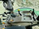 John Deere traktor