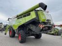 Claas Lexion 760 combine harvester