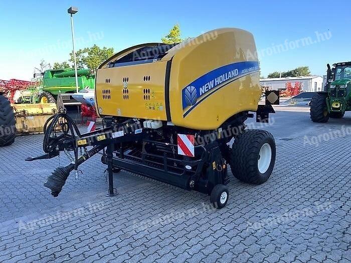 New Holland RB 150 baler