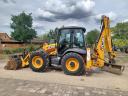 JCB 4CX combi loader