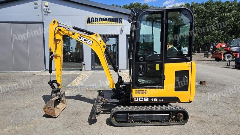 Mini excavator JCB 19C-1 cu lanț de cauciuc