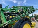 John Deere 832 Feldspritze