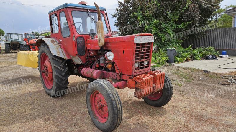 MTZ 50, plăcuță de înmatriculare roșie