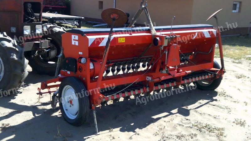 Reform Semo 100 Tip 2.5 m, 21 row small seed drill