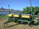 John Deere 1750 Seeder