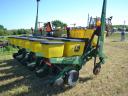 Siewnik John Deere 1750