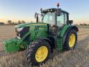 John Deere 6125M Traktor zu verkaufen