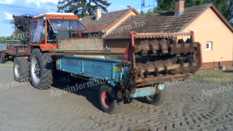 Mengele ES 35 N type 3.5 tonne, 2 recumbent spiral roller fertiliser spreader