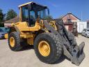 Volvo L60F 13,5 t air conditioned front loader for sale