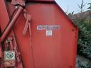 Hesston M1300 round baler