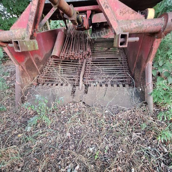 Potato onion mashing machine