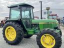 John Deere 2140