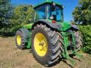 John Deere 8220