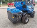 Multione 8.4 SK - Loader with extras - Fertilizer fork - Soil bucket - Royal Tractor