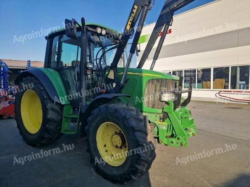 John Deere 6220 tractor