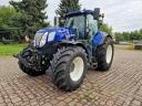 New Holland T7.270 Auto Command Traktor