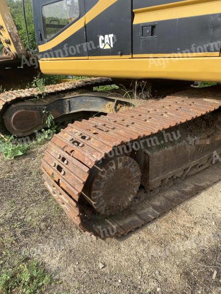 Caterpillár 320L lánctalpas kotrógép