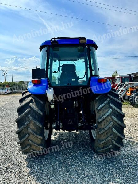 New Holland TD 90D