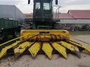 JD 6810 silage maker