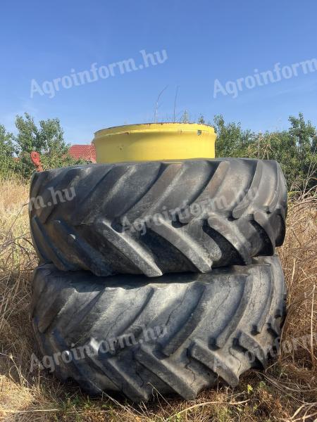 Double wheel with MACH tyres (650/85 R38) (2 pcs) with mounting