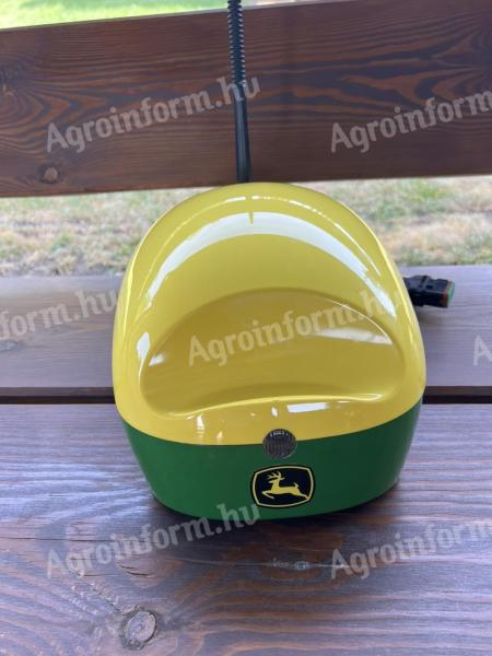 Eine John Deere SF6000 RTK-Antenne zu verkaufen