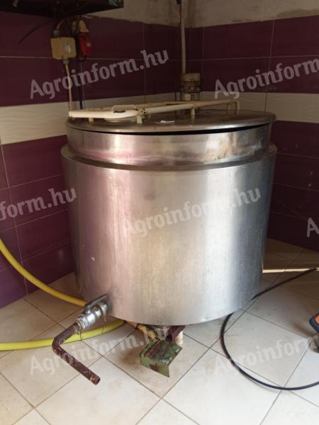 800 litre 380 milk cooler for sale