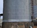 Crop storage silos