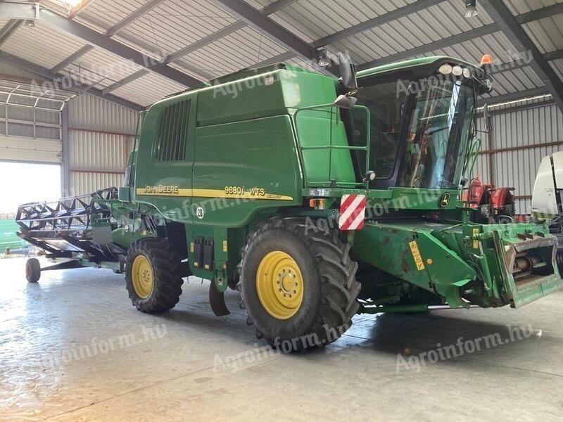 John Deere 9680 WTS Hillmaster combine