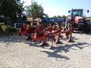 IH alternating rotating ploughs